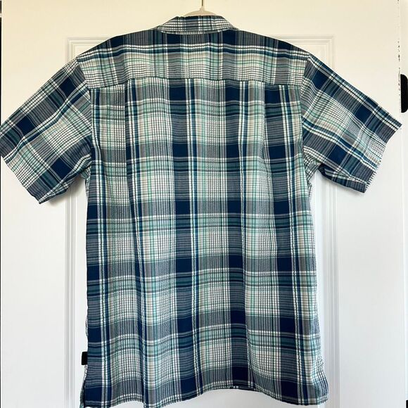 Patagonia Blue Plaid Short Sleeve Button-Up Worn Wear Shirt Men’s Large - Picture 2 of 5